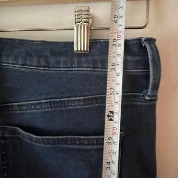 Blue uniqlo jeans 30 - Picture 3 of 6